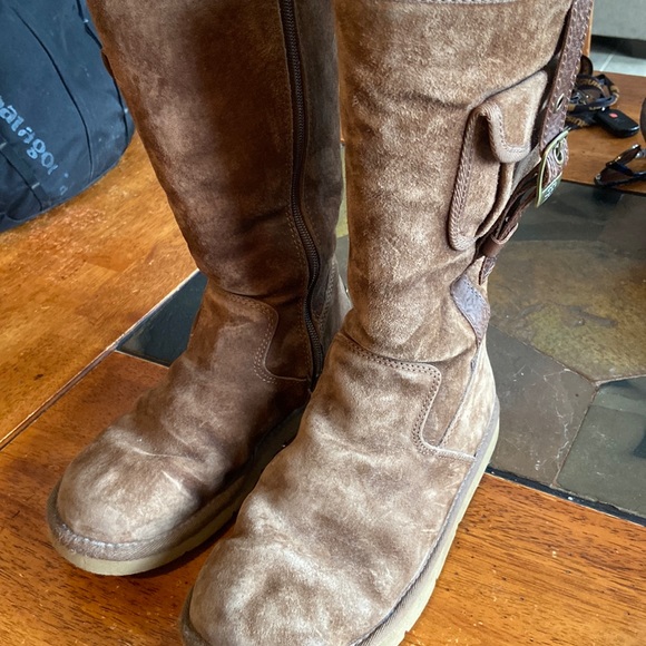 Ugg Boots! - Picture 1 of 6